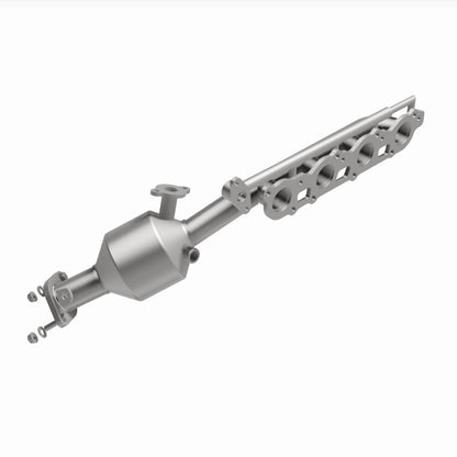 MagnaFlow Lexus GX460 OEM Grade Federal / EPA Compliant Manifold Catalytic Converter 22-031 360 Degree Image Set