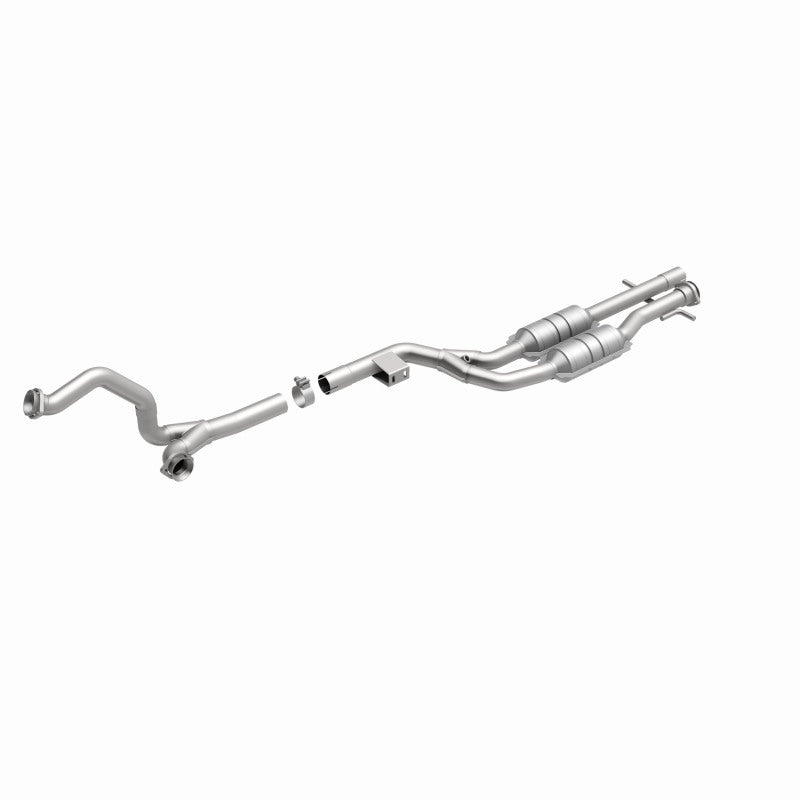 MagnaFlow Mercedes-Benz Standard Grade Federal / EPA Compliant Direct-Fit Catalytic Converter 23843 360 Degree Image Set