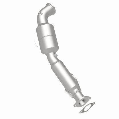 MagnaFlow Ford Escape OEM Grade Federal / EPA Compliant Direct-Fit Catalytic Converter 51352 360 Degree Image Set