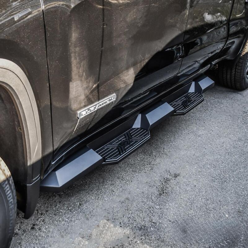 Westin SILV/SIER 1500 DC HDX Xtreme Nerf Step Bars 56-24125 Photo - Mounted