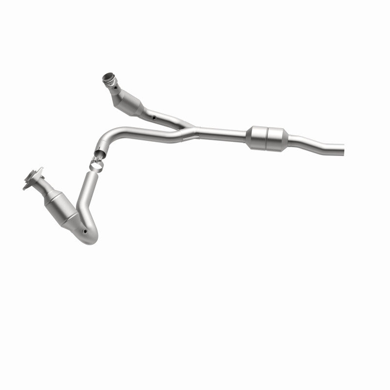 MagnaFlow Dodge Ram 1500 OEM Grade Federal / EPA Compliant Direct-Fit Catalytic Converter 49554 360 Degree Image Set