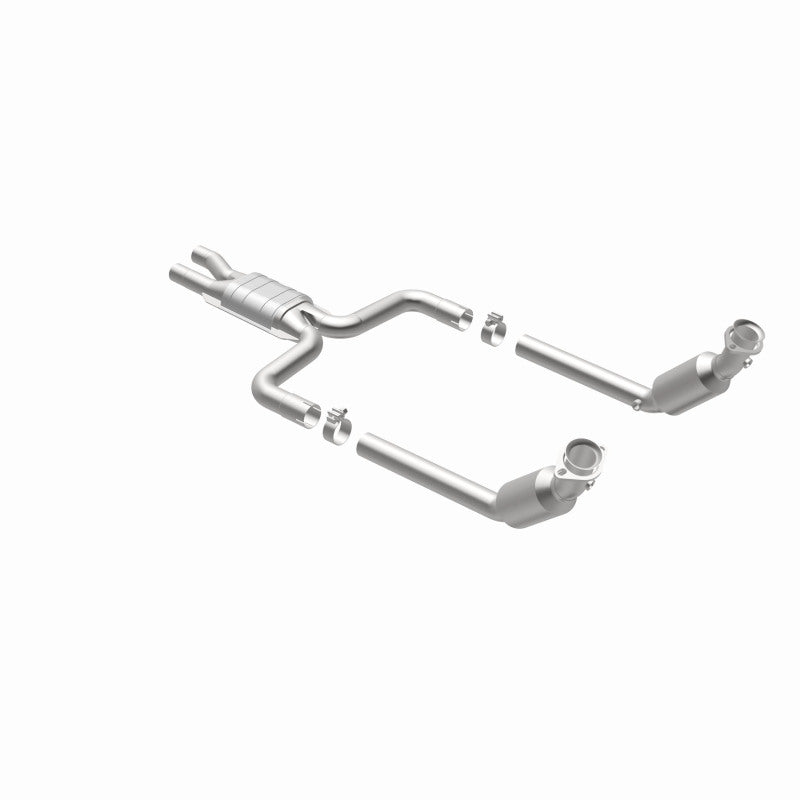 MagnaFlow California Grade CARB Compliant Direct-Fit Catalytic Converter 4561082 360 Degree Image Set