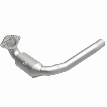 MagnaFlow OEM Grade Federal / EPA Compliant Direct-Fit Catalytic Converter 21-603 360 Degree Image Set