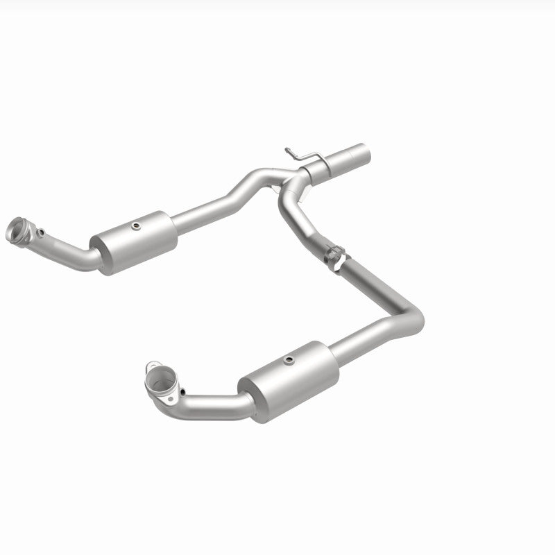 Magnaflow 09-13 Ford E-350 Super Duty V10 6.8 OEM Underbody Direct Fit Catalytic Converter 21-599 21-599 360 Degree Image Set