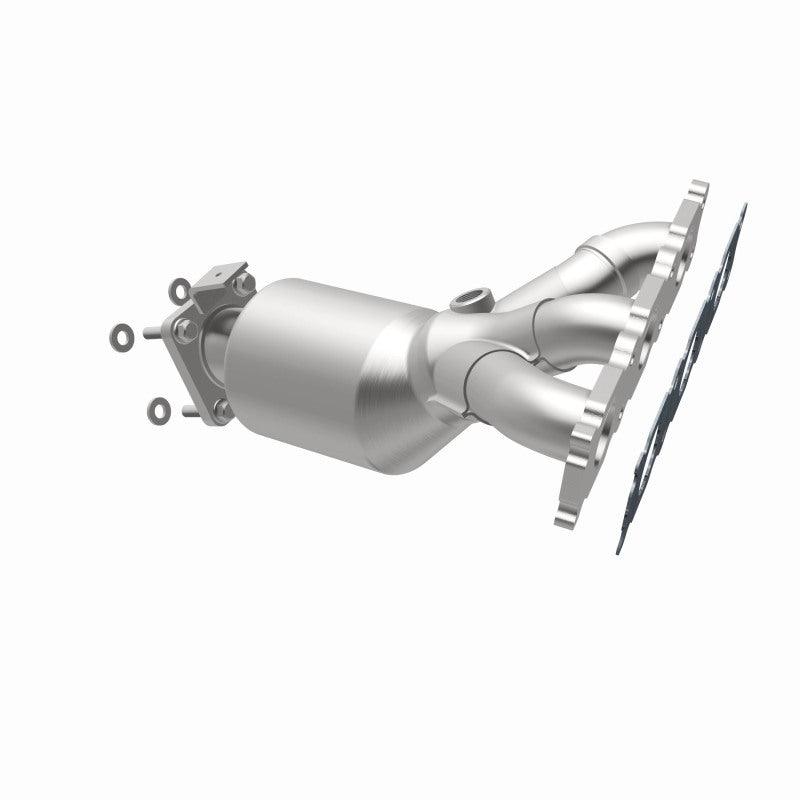 MagnaFlow Volvo XC90 OEM Grade Federal / EPA Compliant Manifold Catalytic Converter 22-174 360 Degree Image Set