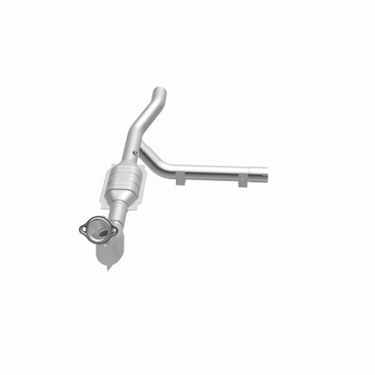 MagnaFlow Ford Expedition California Grade CARB Compliant Direct-Fit Catalytic Converter 447150 360 Degree Image Set