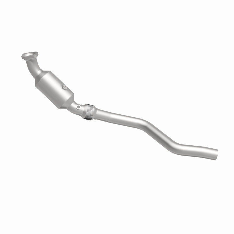 MagnaFlow California Grade CARB Compliant Direct-Fit Catalytic Converter 5561244 360 Degree Image Set