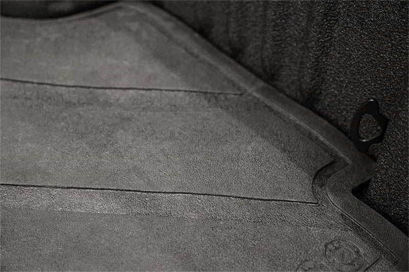 Dee Zee Deezee 19-23 Chevrolet Silverado Heavyweight Bed Mat - Custom Fit 5 1/2Ft Bed (X Pattern) DZ77019 DZ77019 Photo - Mounted