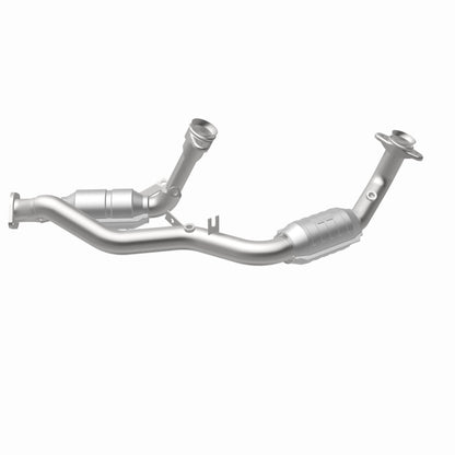 MagnaFlow Ford Taurus California Grade CARB Compliant Direct-Fit Catalytic Converter 444033 360 Degree Image Set
