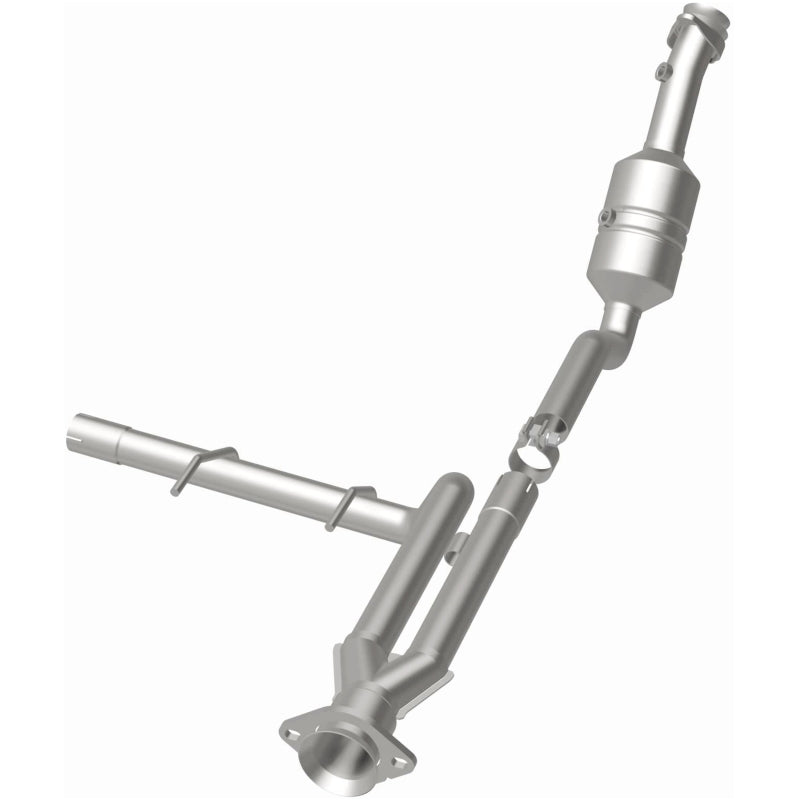 MagnaFlow Ford F-150 OEM Grade Federal / EPA Compliant Direct-Fit Catalytic Converter 52156 Photo - out of package