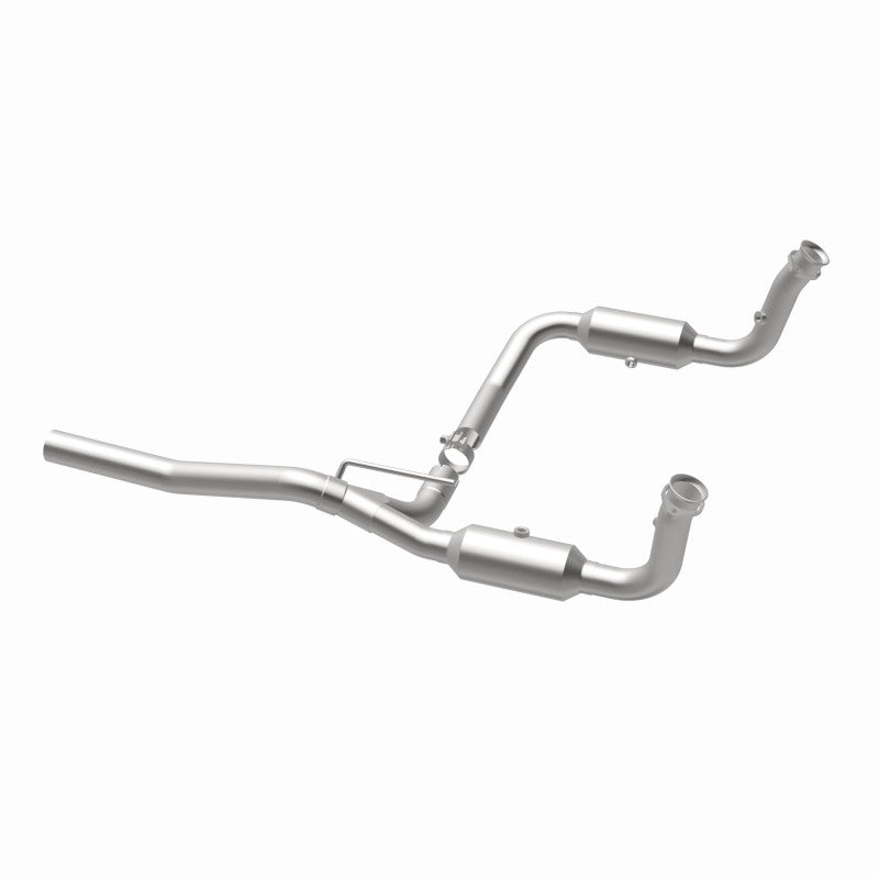 MagnaFlow California Grade CARB Compliant Direct-Fit Catalytic Converter 5551187 360 Degree Image Set