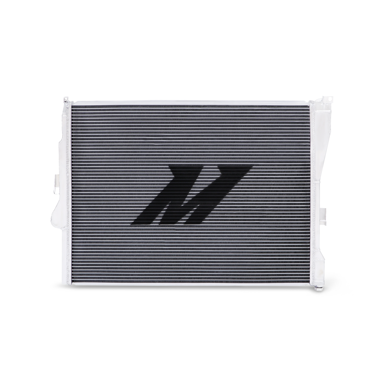 Mishimoto BMW E46 Non-M Performance Aluminum Radiator MMRAD-E46-323 Photo - out of package