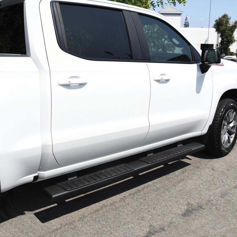 Westin R7 Nerf Step Bars 28-71275 Photo - Mounted