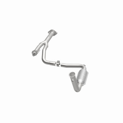MagnaFlow Jeep Liberty OEM Grade Federal / EPA Compliant Direct-Fit Catalytic Converter 49582 360 Degree Image Set