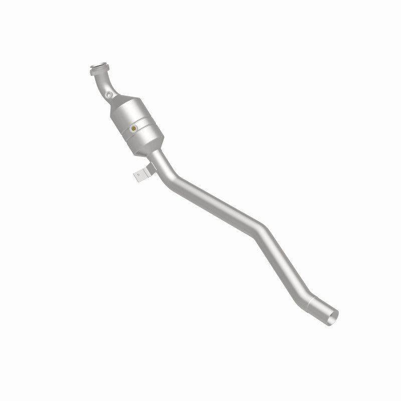 MagnaFlow Mercedes-Benz R350 OEM Grade Federal / EPA Compliant Direct-Fit Catalytic Converter 52177 360 Degree Image Set