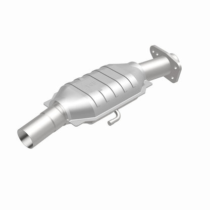MagnaFlow California Grade CARB Compliant Direct-Fit Catalytic Converter 3322418 360 Degree Image Set