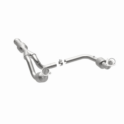 MagnaFlow OEM Grade Federal / EPA Compliant Direct-Fit Catalytic Converter 52616 360 Degree Image Set