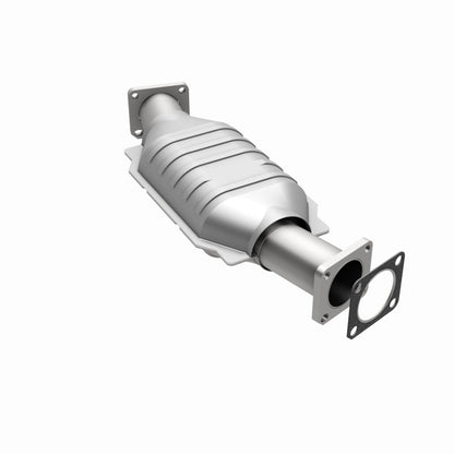 MagnaFlow Standard Grade Federal / EPA Compliant Direct-Fit Catalytic Converter 93427 360 Degree Image Set