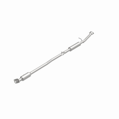MagnaFlow Hyundai Tucson OEM Grade Federal / EPA Compliant Direct-Fit Catalytic Converter 21-145 360 Degree Image Set