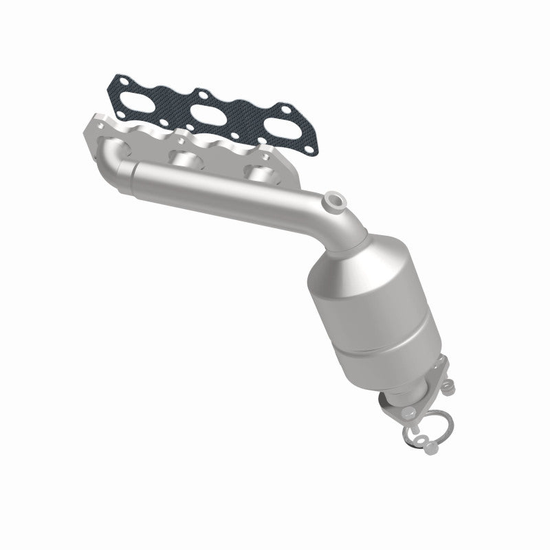 MagnaFlow Suzuki OEM Grade Federal / EPA Compliant Manifold Catalytic Converter 51254 360 Degree Image Set