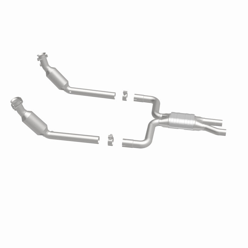 MagnaFlow California Grade CARB Compliant Direct-Fit Catalytic Converter 4561082 360 Degree Image Set