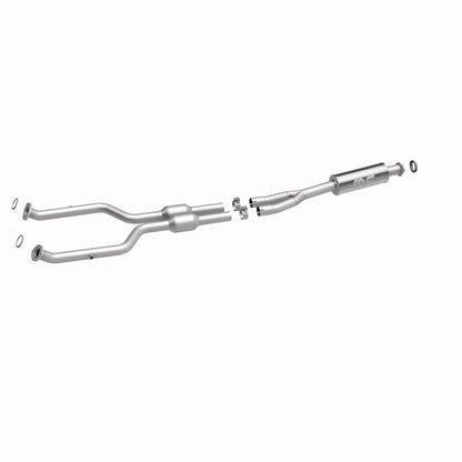 MagnaFlow Lexus GS300 HM Grade Federal / EPA Compliant Direct-Fit Catalytic Converter 24423 360 Degree Image Set