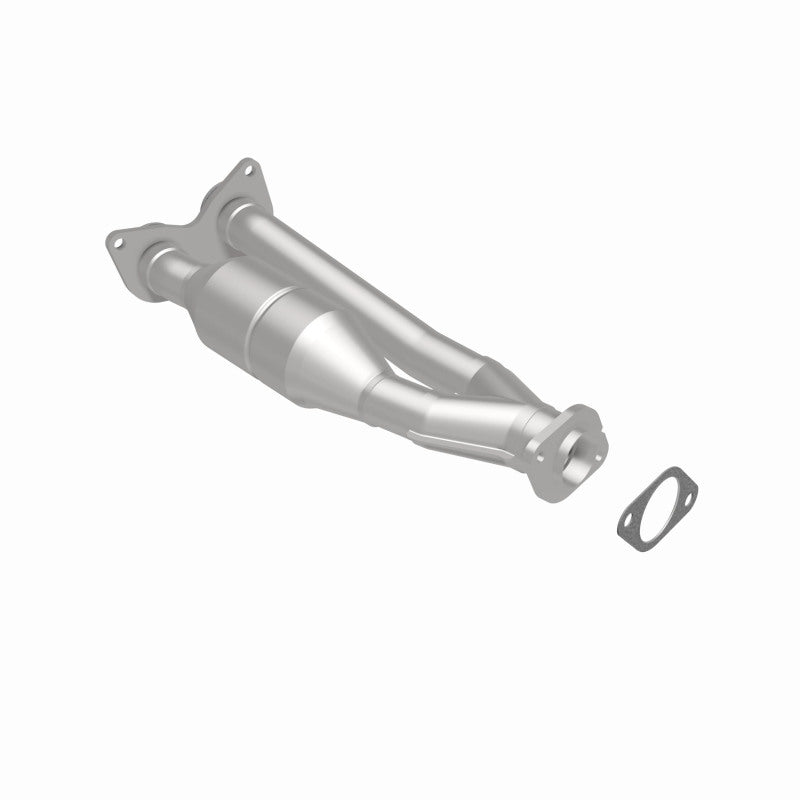 MagnaFlow Mazda 6 OEM Grade Federal / EPA Compliant Direct-Fit Catalytic Converter 51975 360 Degree Image Set