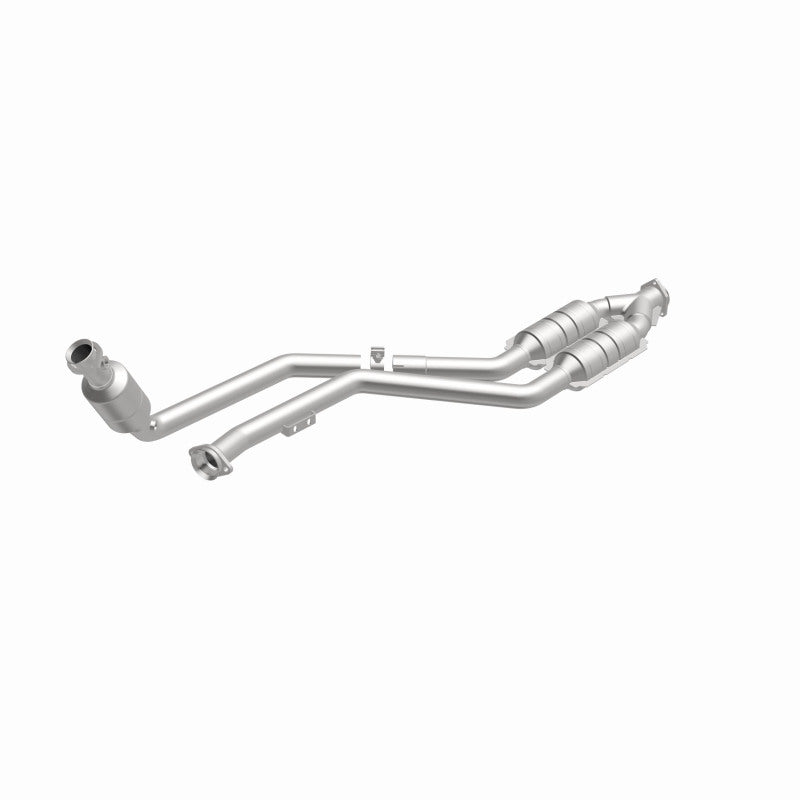 MagnaFlow Mercedes-Benz HM Grade Federal / EPA Compliant Direct-Fit Catalytic Converter 24044 360 Degree Image Set