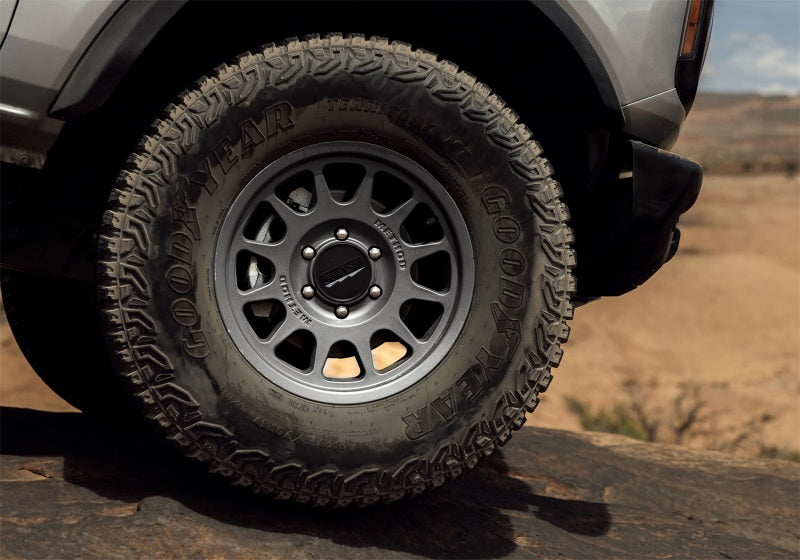 Ford Racing 21-23 Bronco (Excl Bronco Raptor) 17x8.5 Method Matte Gray Wheel Kit M-1007K-M1785G M-1007K-M1785G Photo - Mounted