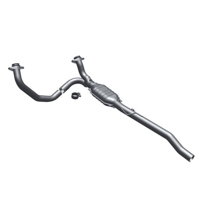 MagnaFlow Dodge Ram 1500 OEM Grade Federal / EPA Compliant Direct-Fit Catalytic Converter 49660 Photo - Primary