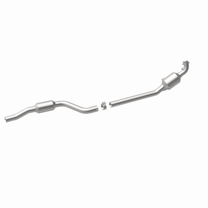 MagnaFlow Mercedes-Benz GLK350 OEM Grade Federal / EPA Compliant Direct-Fit Catalytic Converter 21-440 360 Degree Image Set