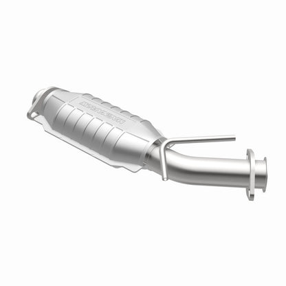 MagnaFlow Standard Grade Federal / EPA Compliant Direct-Fit Catalytic Converter 23365 360 Degree Image Set