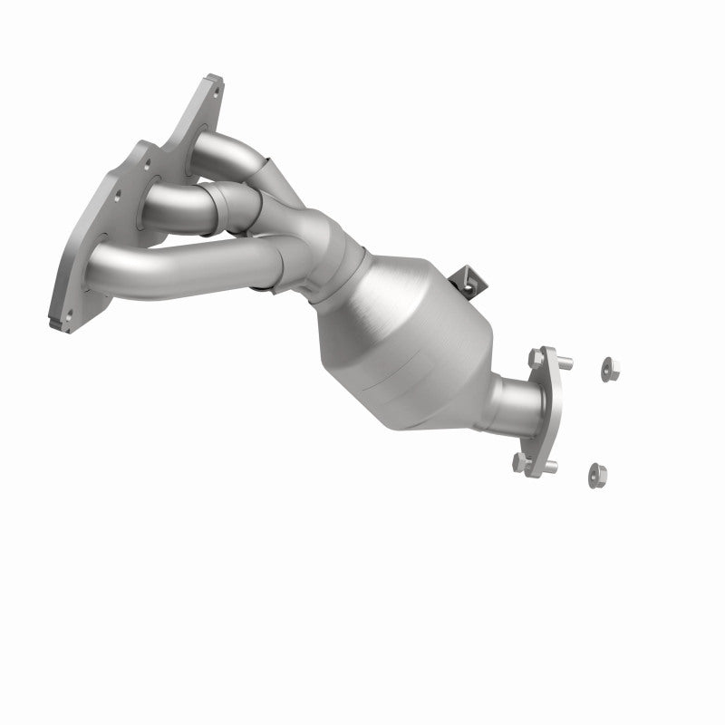 MagnaFlow Toyota RAV4 California Grade CARB Compliant Manifold Catalytic Converter 5582820 360 Degree Image Set