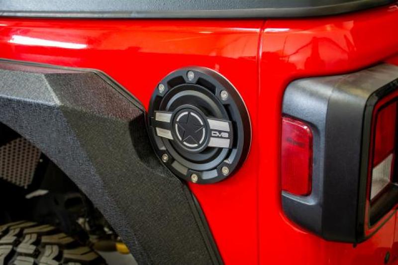 DV8 Offroad 2018+ Jeep JL Aluminum Fuel Door for 20-Pres Wrangler D-JL-190004-MIL D-JL-190004-MIL User 1