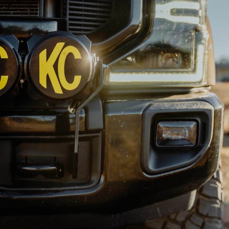 KC HiLiTES 2017+ Ford Super Duty Gravity LED Pro6 7-Light Bar Kit - Front Bumper 91346 91346 Photo - lifestyle view
