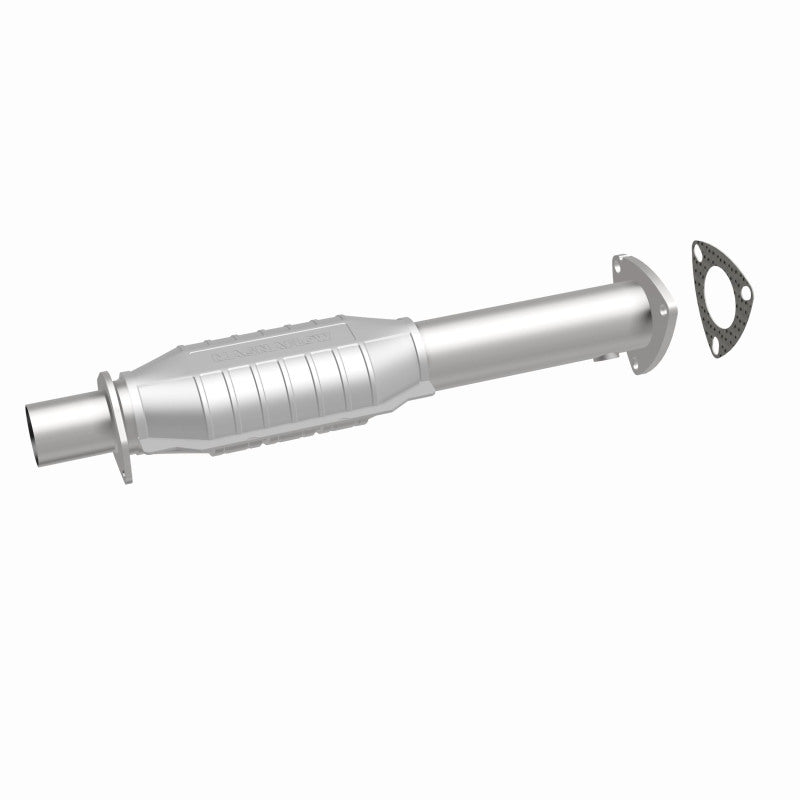 MagnaFlow Standard Grade Federal / EPA Compliant Direct-Fit Catalytic Converter 93483 360 Degree Image Set