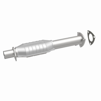 MagnaFlow Standard Grade Federal / EPA Compliant Direct-Fit Catalytic Converter 93483 360 Degree Image Set