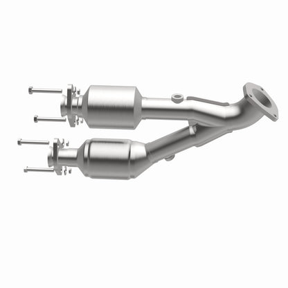 MagnaFlow Jeep Cherokee OEM Grade Federal / EPA Compliant Direct-Fit Catalytic Converter 49465 360 Degree Image Set