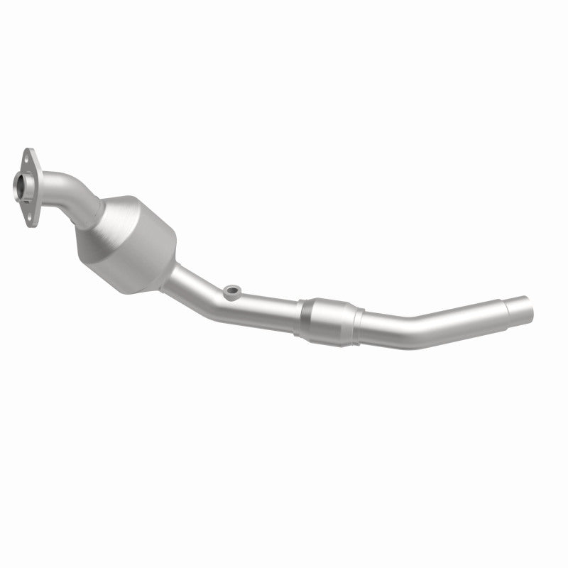 MagnaFlow Land Rover Freelander OEM Grade Federal / EPA Compliant Direct-Fit Catalytic Converter 51877 360 Degree Image Set