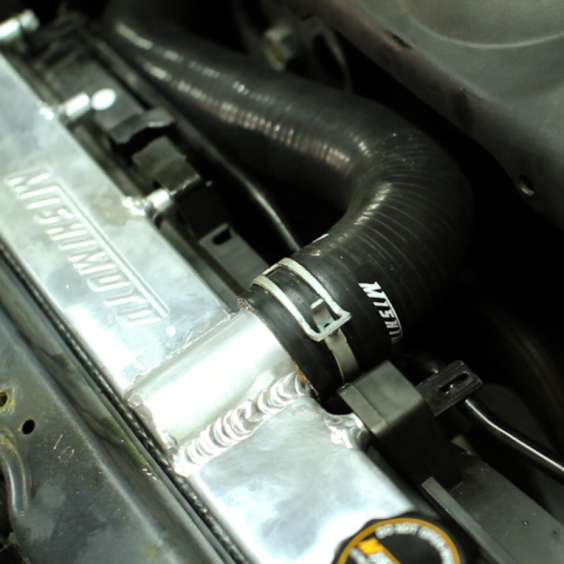 Mishimoto Hose Kit 01-07 Subaru WRX / WRX STI Blue MMHOSE-WRX-01BL Photo - Mounted