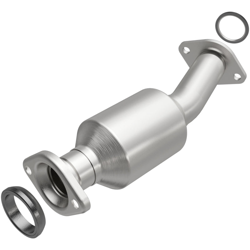 MagnaFlow Toyota Sienna OEM Grade Federal / EPA Compliant Direct-Fit Catalytic Converter 52557 Photo - Primary