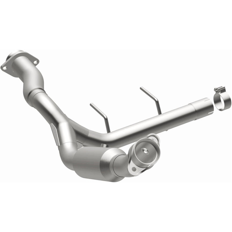 MagnaFlow Ford F-150 California Grade CARB Compliant Direct-Fit Catalytic Converter 5551470 Photo - out of package