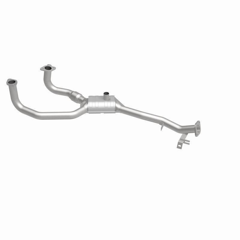 MagnaFlow Subaru Standard Grade Federal / EPA Compliant Direct-Fit Catalytic Converter 23866 360 Degree Image Set