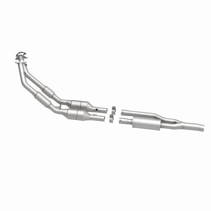 MagnaFlow Audi TT Quattro OEM Grade Federal / EPA Compliant Direct-Fit Catalytic Converter 49716 360 Degree Image Set