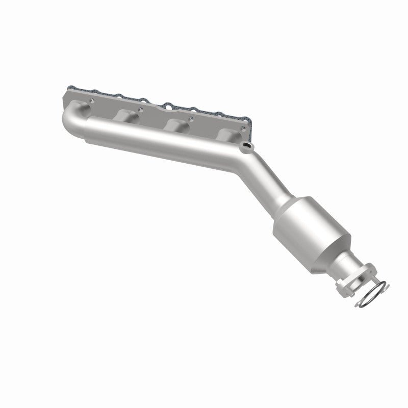 Magnaflow 2004 Nissan Titan 5.6L Direct Fit Converter 4583380 4583380 360 Degree Image Set