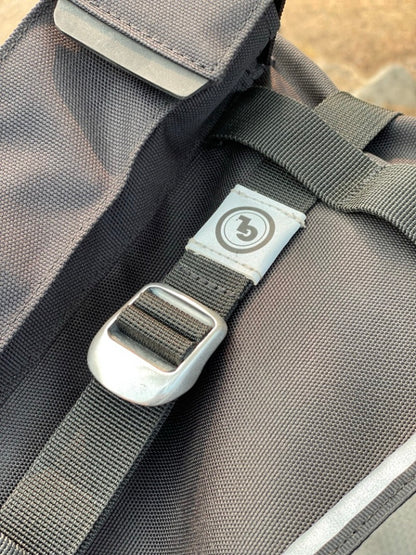 Giant Loop Cinch Straps - Black CINCH CINCH User 1