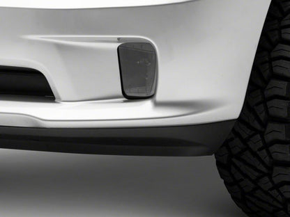 Raxiom 13-18 Dodge RAM 1500 Excluding Rebel Axial Series LED Fog Lights w/ LED DRL R139881 R139881 Photo - Close Up