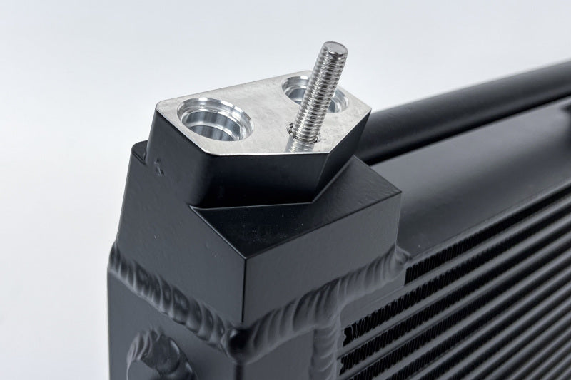 CSF 06-10 BMW E60 M5 / E63 / E64 M6 Race-Spec Oil Cooler 8275 8275 Photo - Close Up