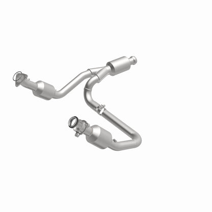 MagnaFlow California Grade CARB Compliant Direct-Fit Catalytic Converter 5582642 360 Degree Image Set