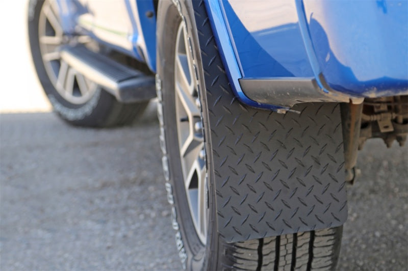 Dee Zee Deezee Universal Flaps Brite-Tread Universal 11x19 Notched (Txt Blk) DZ1808TB DZ1808TB Photo - Mounted